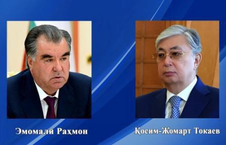 Эмомалӣ Раҳмон Президенти Қазоқистонро ба Душанбе хонд