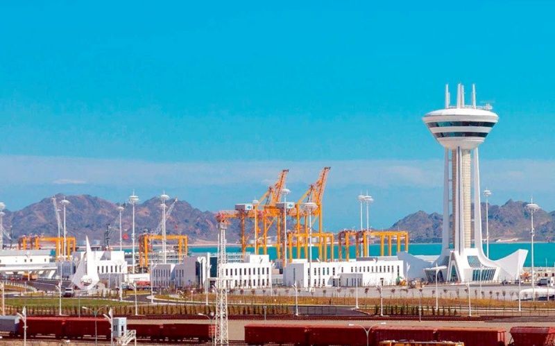Туркменистан планирует начать строить морской флот в конце года