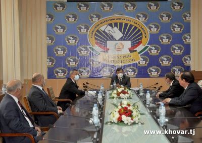 Кандидатам на пост Президента Республики Таджикистан вручены удостоверения