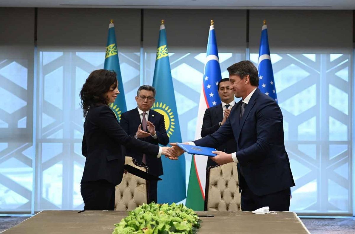 Казахстан и Узбекистан создадут совместный автомобильный комплекс 