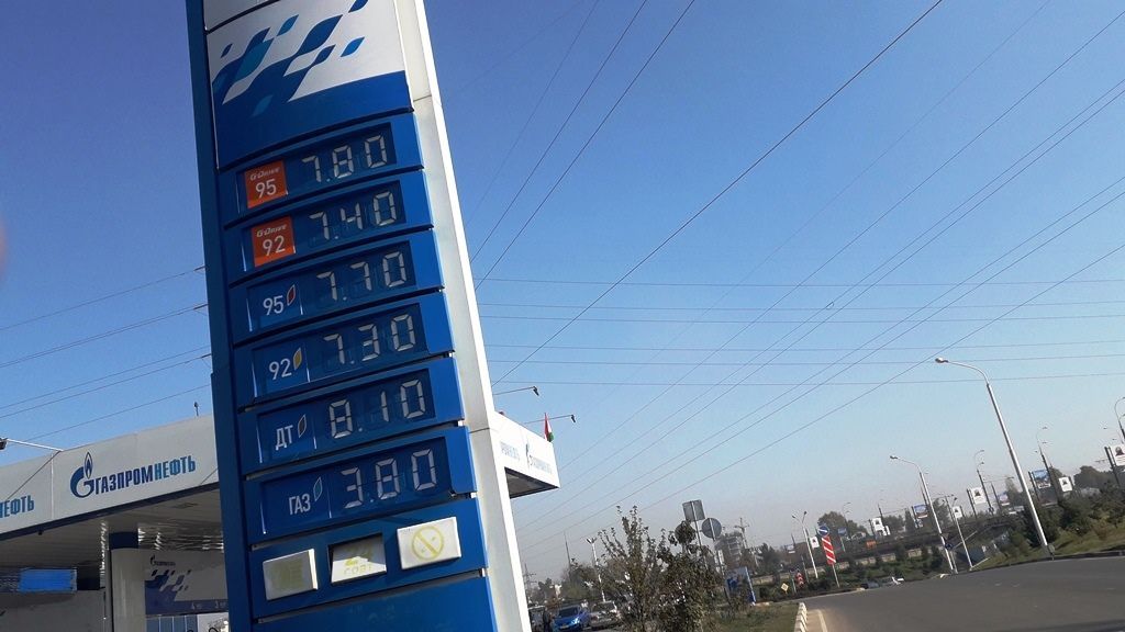 Цены в душанбе 2024. Бензин в Таджикистан. Душанбе бензин. 92 Бензин в Таджикистане. АЗС В Душанбе,Таджикистан.