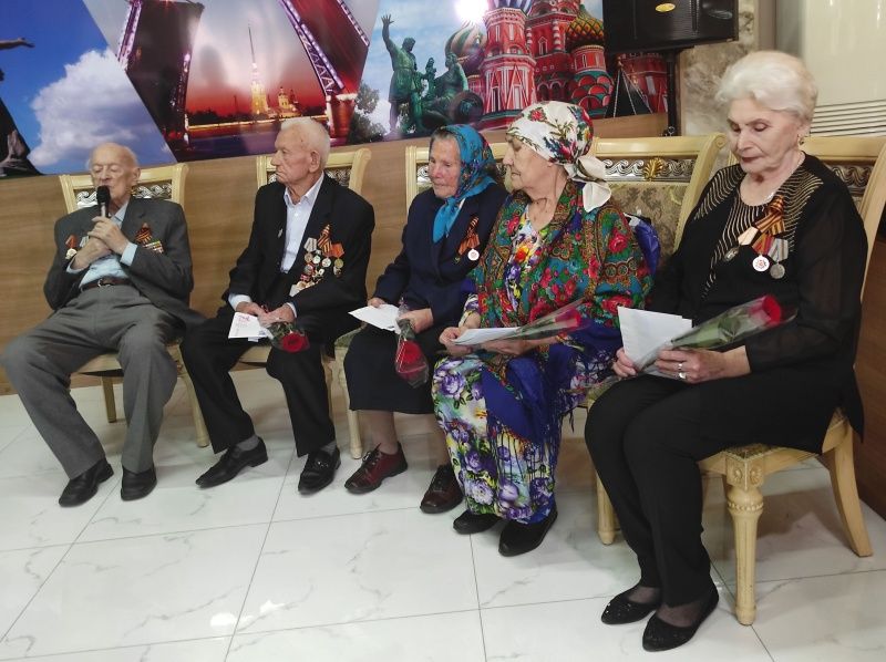 В Таджикистане ветеран ВОВ получил российский паспорт