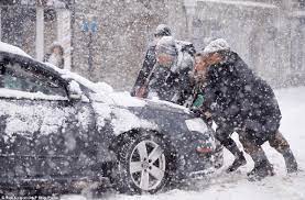 КЧС Таджикистана предупреждает о сильном снегопаде