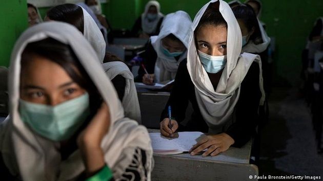 Талибы снова закрыли школы для девочек