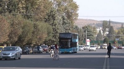 "Почувствовала себя за границей": в Душанбе запустили двухэтажный автобус  