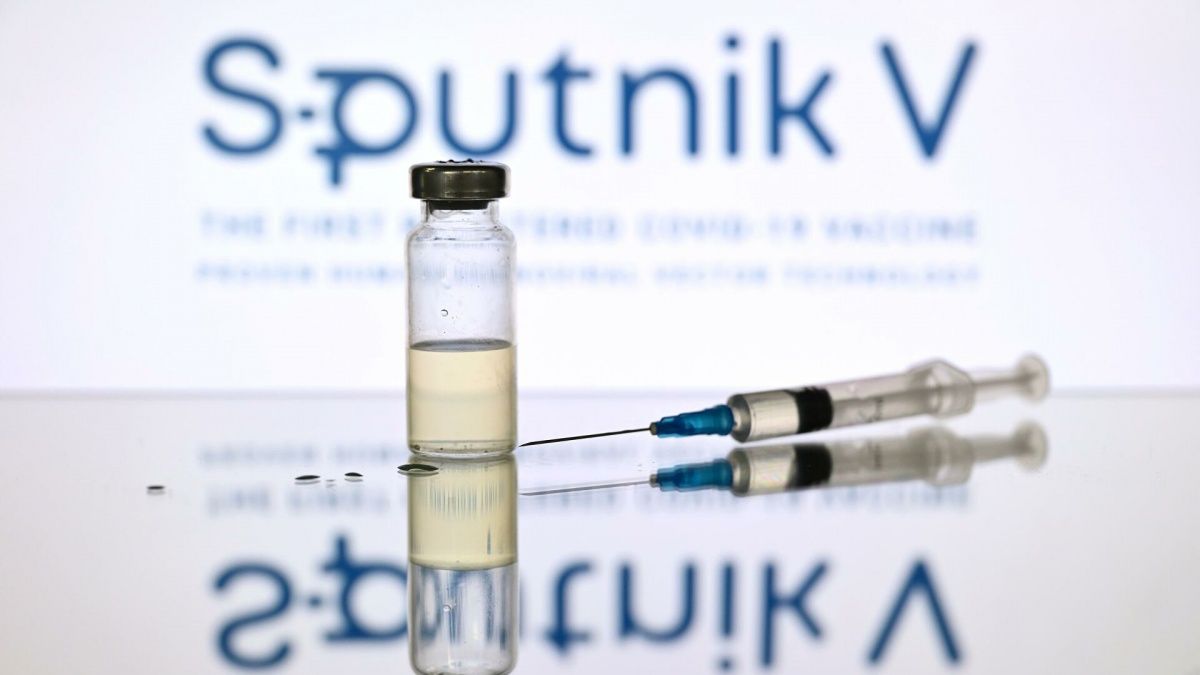 Узбекистан интересуется производством вакцины «Спутник V»