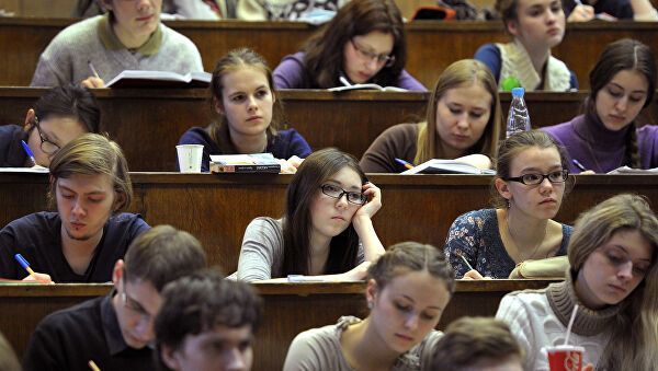 Русия квотаҳоро барои донишҷӯёни хориҷӣ зиёд кард Русия квотаҳоро барои донишҷӯёни хориҷӣ зиёд кард