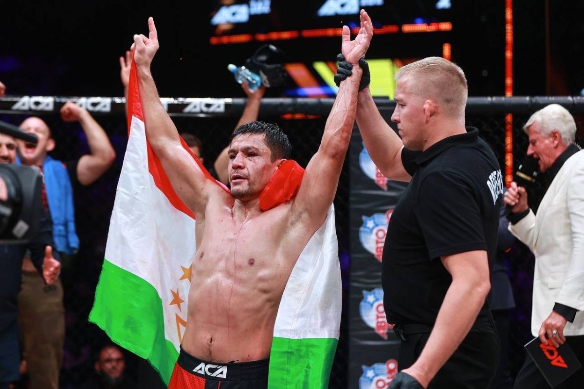 Боец из Таджикистана Азам Гафоров – о предстоящей битве с Гомешем и возможном переходе в UFC