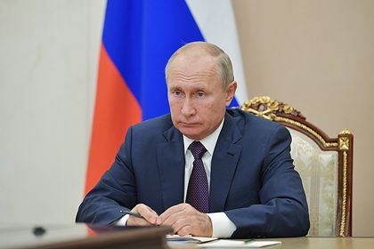 Пресс-секретарь объяснил, почему Путин ещё не сделал прививку от коронавируса
