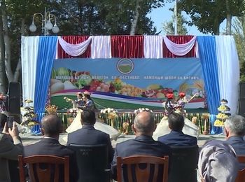 В Таджикистане отмечают праздник урожая Мехргон