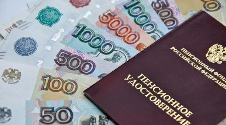 Россия и Таджикистан подписывают договор о начислении пенсий мигрантам