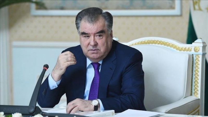 Президент Таджикистана утвердил госбюджет на 2022 год