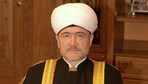Главный муфтий России обратился к таджикам и кыргызам
