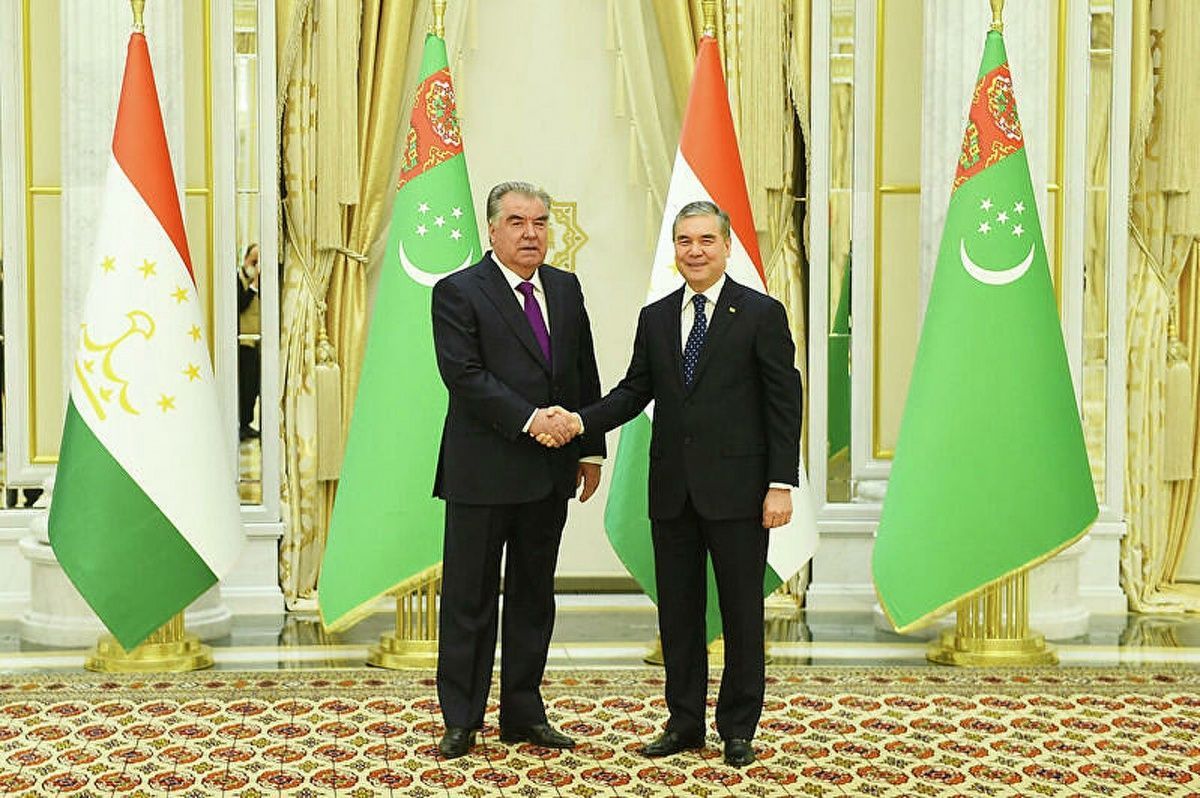 Рахмон встретился с главами Туркменистана и Пакистана