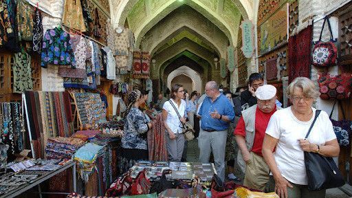 Россияне лидируют среди туристов в Узбекистане