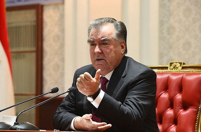 Президент Таджикистана распорядился о повышении зарплаты научным сотрудникам Президент Таджикистана распорядился о повышении зарплаты научным сотрудникам