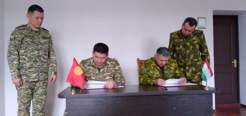 Руководители пограничных служб Таджикистана и Кыргызстана провели переговоры