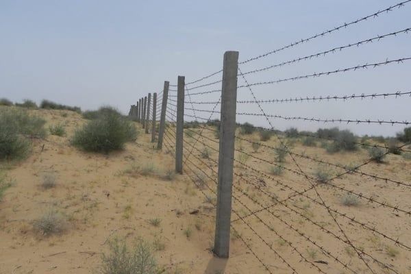 Таджикистан и Узбекистан устанавливают пограничные столбы