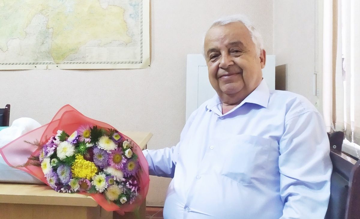 Намоз Ҳотамов: Рисолати муаррих навиштани ҳақиқати таърих аст! Намоз Ҳотамов: Рисолати муаррих навиштани ҳақиқати таърих аст!