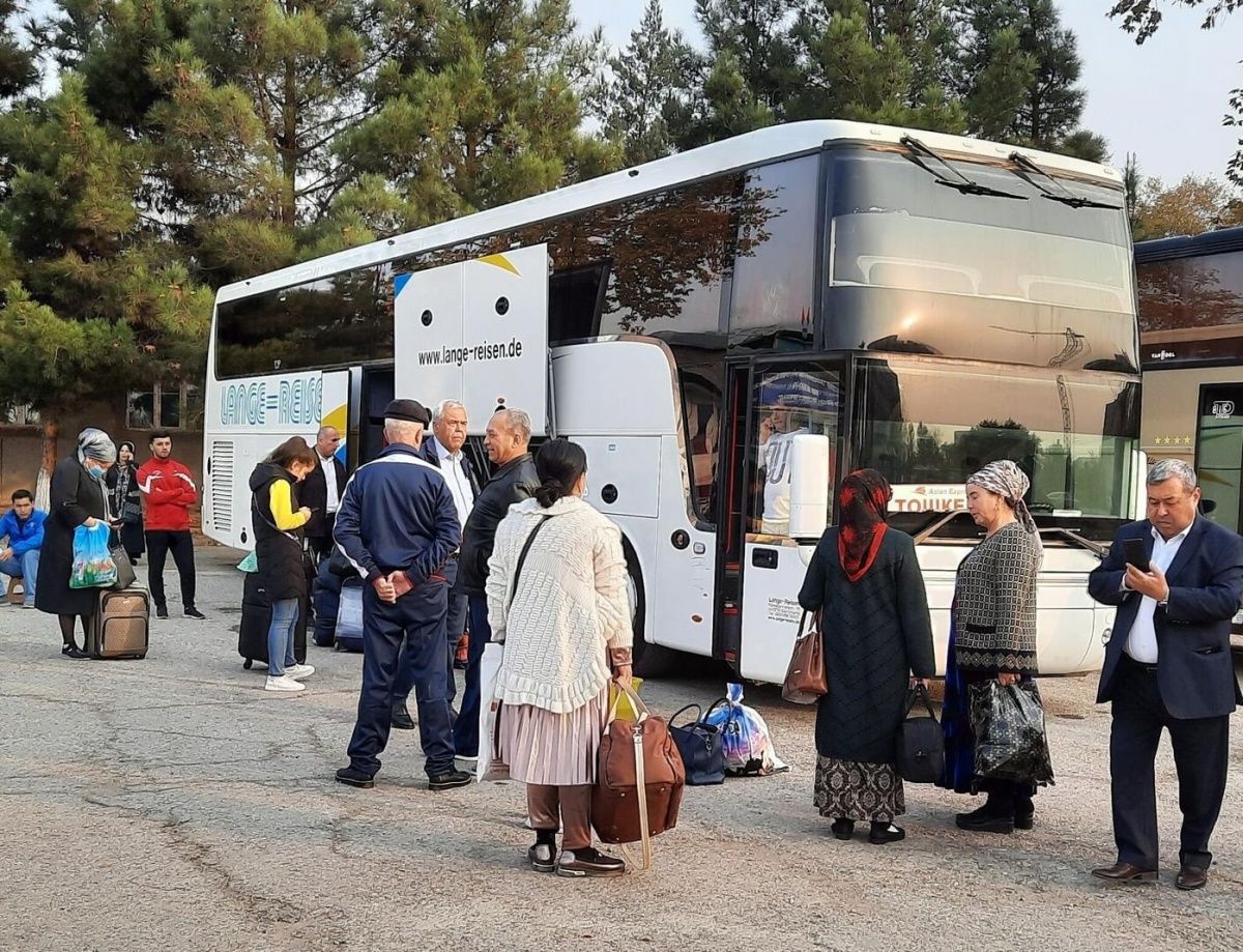 Названа стоимость билетов на автобусные рейсы из Таджикистана в Узбекистан