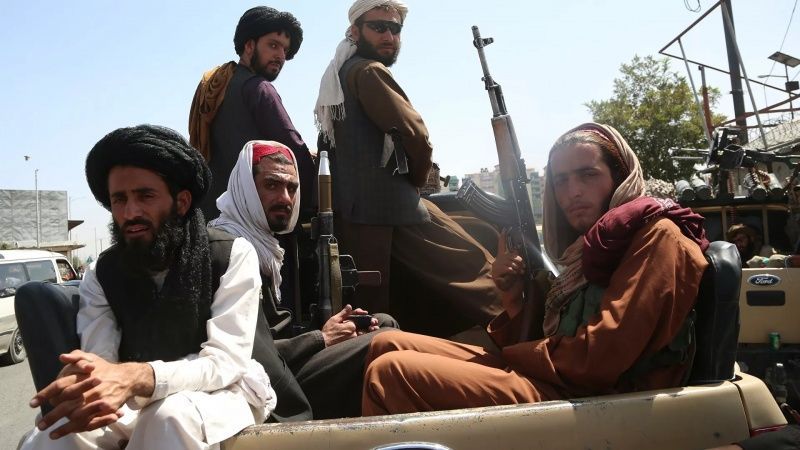Обнародованы первые законы новой афганской власти