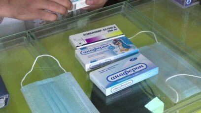Вторая волна коронавируса в Таджикистане провоцирует рост цен на лекарства