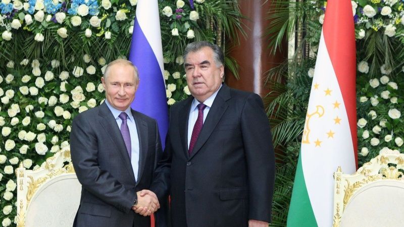 Путин поздравил граждан и президента Таджикистана с Днем Независимости