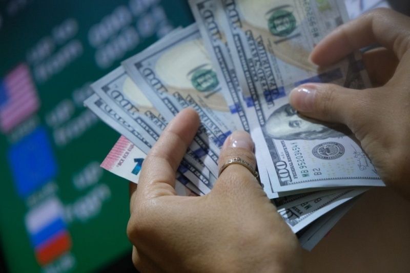Национальный банк Таджикистана разъяснил резкое изменение курса доллара