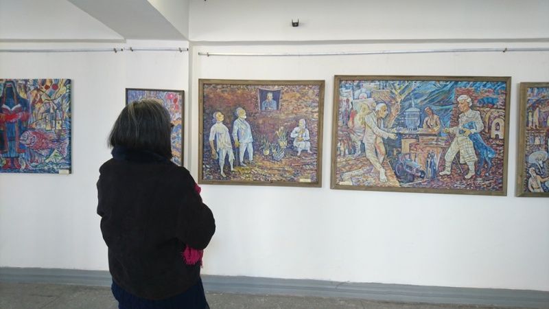 Беҳтарин ҳунармандони шаҳри Душанберо муайян ва қадрдонӣ мекунанд Беҳтарин ҳунармандони шаҳри Душанберо муайян ва қадрдонӣ мекунанд