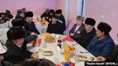 Жители приграничных сел Таджикистана и Кыргызстана устроили дружескую встречу