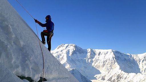 «Если быть, то первой»: женщины, совершившие восхождение на высочайшие вершины Таджикистана