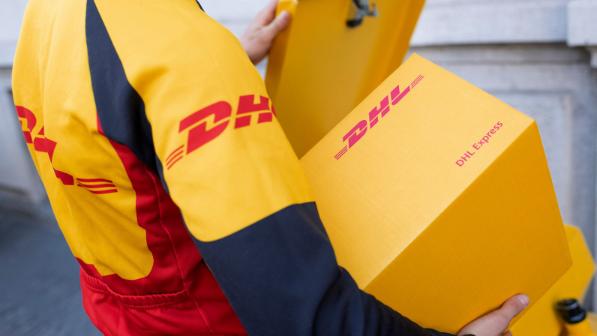 Служба экспресс-доставки DHL вернулась в Таджикистан