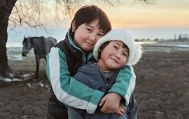 Нақши асосии муҳоҷирон дар рекламаи "СберБанк Онлайн"