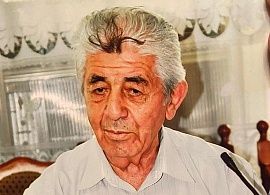 Ҷумъабой Азизқулов: 90 сол умр дидам, лек чун ба пас менигарам, 90 рӯз наметобад