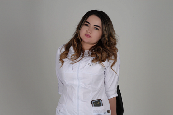 Бьюти-блогер, студентка и основательница частной клиники. Путь успеха Нилуфар Халимовой