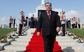 Дастури Президент: Ҳаҷми бақияпулиҳои андоз ва қарзи корхонаҳо коҳиш дода шавад