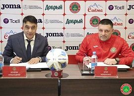 В родную гавань. Футбольный клуб «Истиклол» возглавил известный российско-таджикский тренер Игорь Черевченко