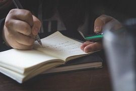 Барои дохил шудан ба мактабҳои олии Русия чӣ бояд кард?