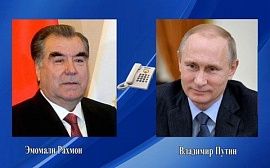 Эмомали Рахмон поздравил Владимира Путина с 69-летием