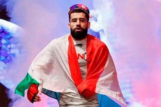 Таджикский боец Мухаммад Наимов получил контракт UFC