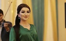 Сабринаи Назрӣ: Аз мухлисӣ ба Конор то маҳдудиятҳои шавҳардорӣ ва сохтакории аҳли шоу-бизнес