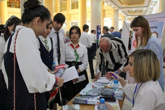 Студентов и школьников Таджикистана приглашают на выставку-ярмарку «Российско-Белорусское образование»