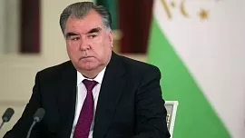 Эмомали Рахмон вручил таджикистанцам награды и премии в честь 32-летия Независимости республики  