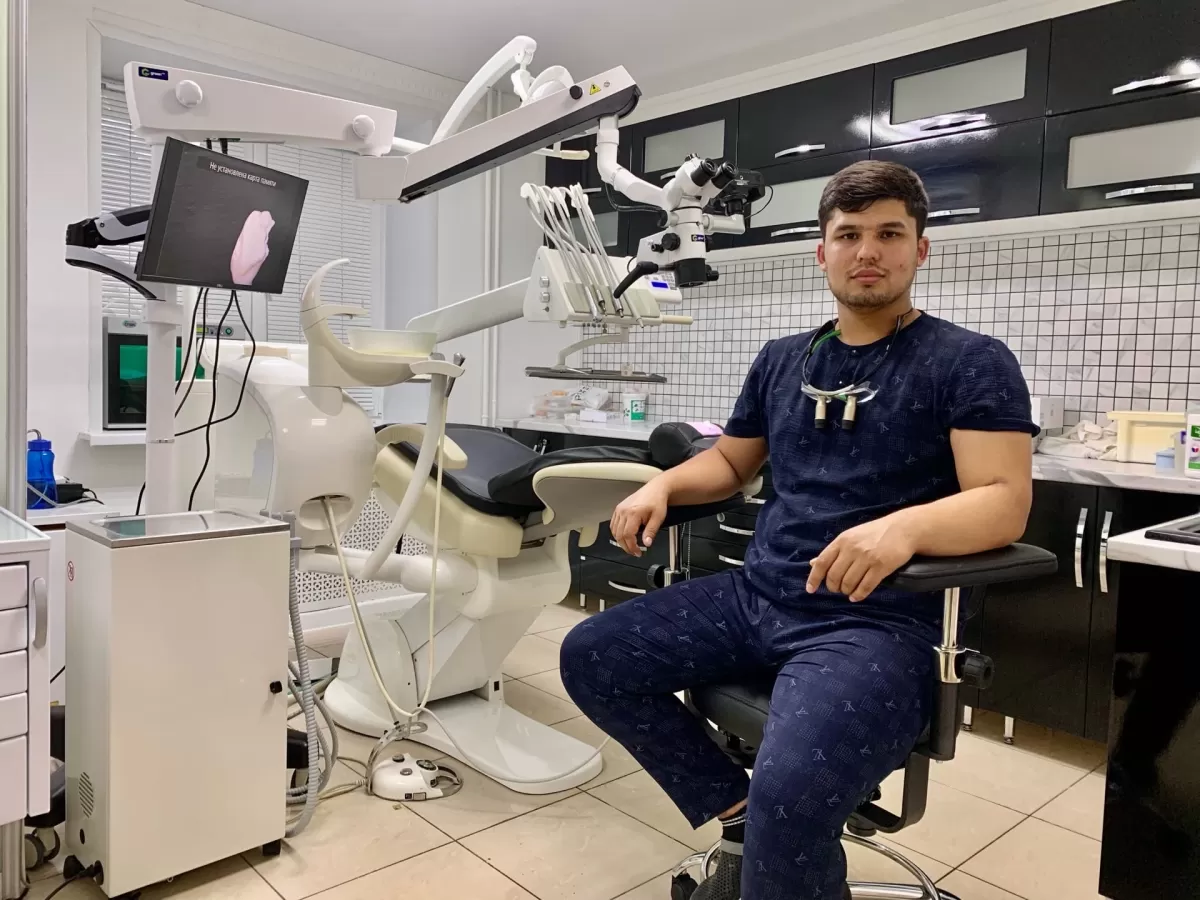 Қиссаи дандонпизишки тоҷике, ки дар Пензаи Русия муваффақ шуд 