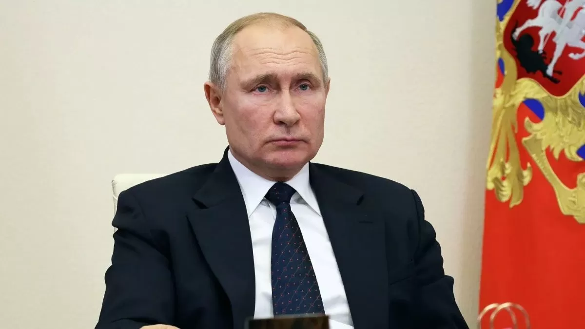 Дастури Владимир Путин оиди сабук намудани ҷалби муҳоҷирон барои сохтмонҳо