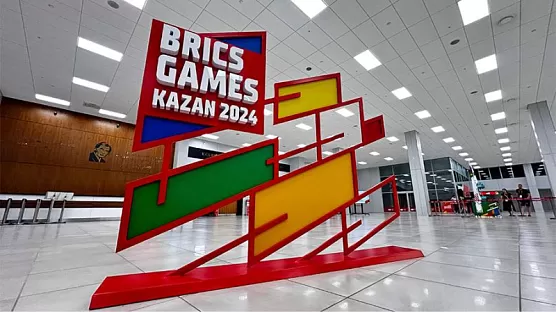 Таджикские самбисты завоевали первые медали на играх БРИКС в Казани