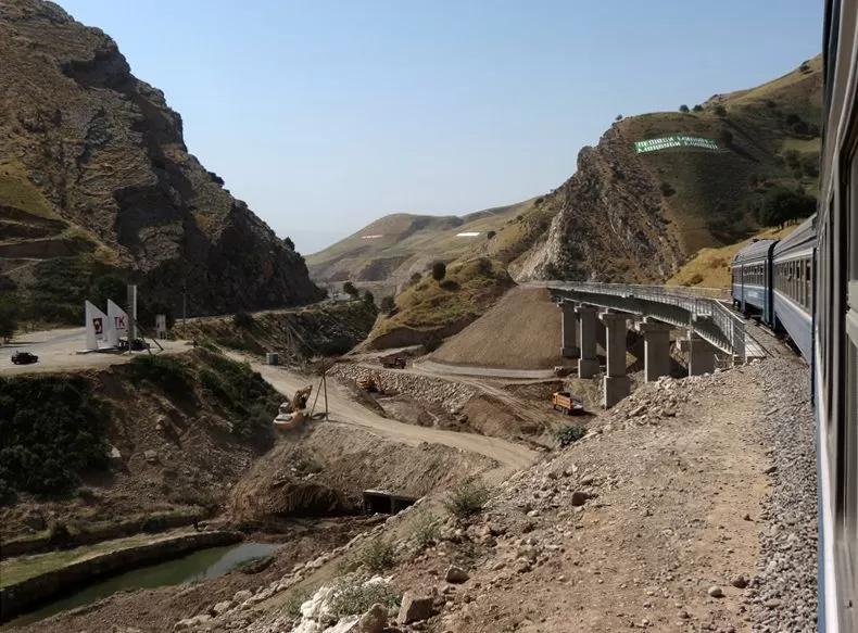 Таджикистан готов восстановить железнодорожные рейсы с Россией 