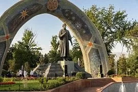 В Таджикистане отмечают день Рудаки. О чём писал и творил великий поэт?