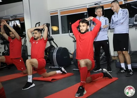 Сборная Таджикистана по футболу провела уже четыре подготовительные тренировки в Дохе   