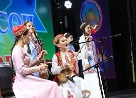 В Душанбе уже третий раз прошел международный фестиваль художественного творчества
